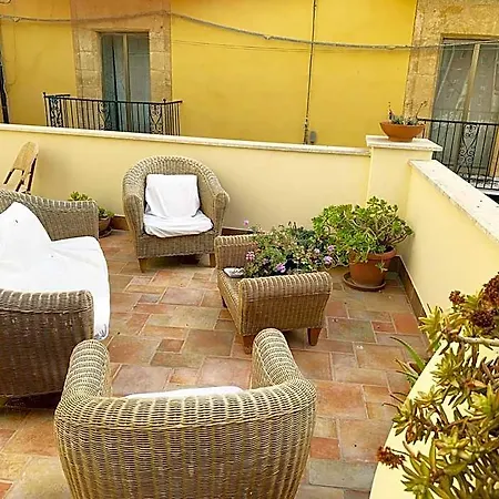 La Terrazza Sul Corso Center Oda ve Kahvaltı